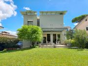 Prestigiosa villa di 216 mq in vendita, Via Lorenzo da...