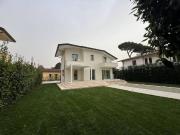 Esclusiva villa in vendita Via Enrico Toti, 46,...