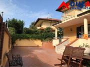 Prestigiosa villa di 240 mq in vendita Via Marano...