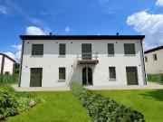 Prestigiosa villa di 264 mq in vendita Via della...