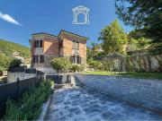 Prestigiosa villa di 278 mq in vendita, salita Monte...