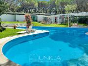 Prestigiosa villa di 280 mq in vendita Loc. Roccamare,...