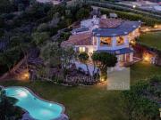 Prestigiosa villa di 300 mq in vendita, Arzachena, Sardegna