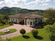 Prestigiosa villa di 300 mq in vendita, Strada Di...