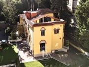 Prestigiosa villa di 300 mq in vendita Via Giuseppe...