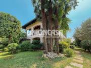 Prestigiosa villa di 321 mq in vendita, Via Isonzo,...