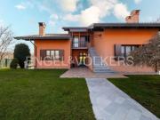 Prestigiosa villa di 322 mq in vendita Via Beati, 95,...