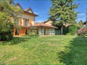 Prestigiosa villa di 324 mq in vendita Via Montello,...