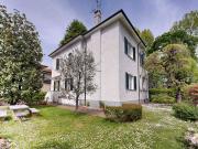Prestigiosa villa di 340 mq in vendita Via Buffoli,...