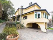 Prestigiosa villa di 344 mq in vendita, Via al Trescano...