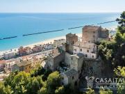 Prestigiosa villa di 344 mq in vendita Via Porta Marina,...