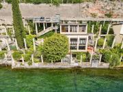 Prestigiosa villa di 349 mq in vendita Via Statale...