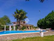 Prestigiosa villa di 400 mq in vendita, Via da vora,...