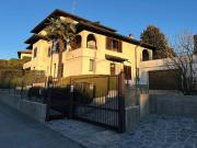 Prestigiosa villa di 351 mq in vendita, Via Pietro...