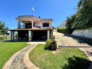Prestigiosa villa di 359 mq in vendita, Contrada Noce...