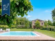 Prestigiosa villa di 360 mq in vendita Sant'Agata...