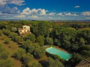 Prestigiosa villa di 380 mq in vendita, Siena, Italia