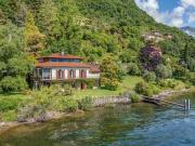 Prestigiosa villa di 380 mq in vendita, Via Regina,...
