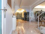 Prestigiosa villa di 400 mq in vendita, Via Aristofane...