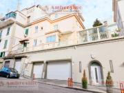 Prestigiosa villa di 415 mq in vendita Via Carlo De...