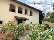 Prestigiosa villa di 429 mq in vendita Via di...