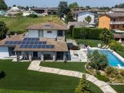 Prestigiosa villa di 440 mq in vendita, via delle...