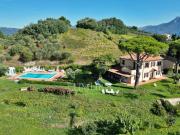 Prestigiosa villa di 450 mq in vendita, Via Lucchese,...