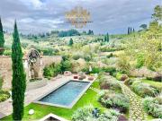 Prestigiosa villa di 460 mq in vendita, poggio...