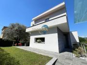Prestigiosa villa di 460 mq in vendita, Via Michelangelo...