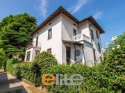 Prestigiosa villa di 469 mq in vendita, Piazza Sacro...
