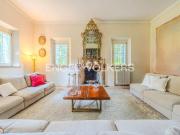 Prestigiosa villa di 475 mq in vendita, Via Medicine,...