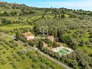 Prestigiosa villa di 480 mq in vendita Strada...
