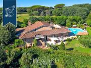 Prestigiosa villa di 500 mq in vendita Roma, Lazio