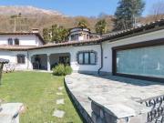 Villa in vendita Via Belvedere, Carlazzo, Lombardia