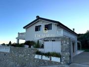 Prestigiosa villa di 500 mq in vendita, Via Padre...