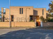 Prestigiosa villa di 506 mq in vendita Via Alessandro...