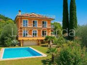 Prestigiosa villa in vendita Via Michelangelo...