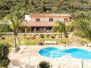 Prestigiosa villa di 540 mq in vendita SP2, Uta,...