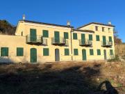 Prestigiosa villa di 550 mq in vendita, Via...
