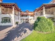 Prestigiosa villa di 644 mq in vendita, Via Francesco...