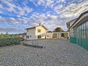 Prestigiosa villa di 650 mq in vendita, Strada Cerreto,...