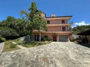 Prestigiosa villa di 692 mq in vendita via San Felice,...