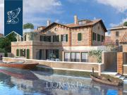 Prestigiosa villa di 720 mq in vendita Venezia, Veneto