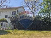 Prestigiosa villa di 730 mq in vendita via Vecchia di...