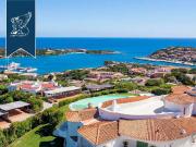 Prestigiosa villa di 770 mq in vendita, Arzachena, Sardegna