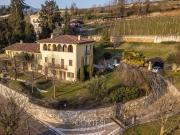 Prestigiosa villa di 807 mq in vendita Via Dante...