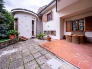 Prestigiosa villa di 839 mq in vendita, Via Alessandro...