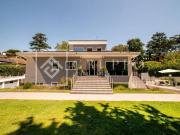 Prestigiosa villa di 867 mq in vendita Via Sudafrica,...