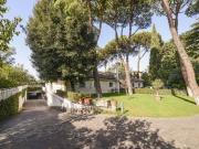 Prestigiosa villa di 900 mq in vendita, Via del...