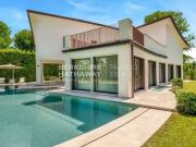 Prestigiosa villa in affitto Forte dei Marmi, Italia